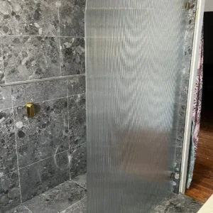Fluted Narrow line showers
