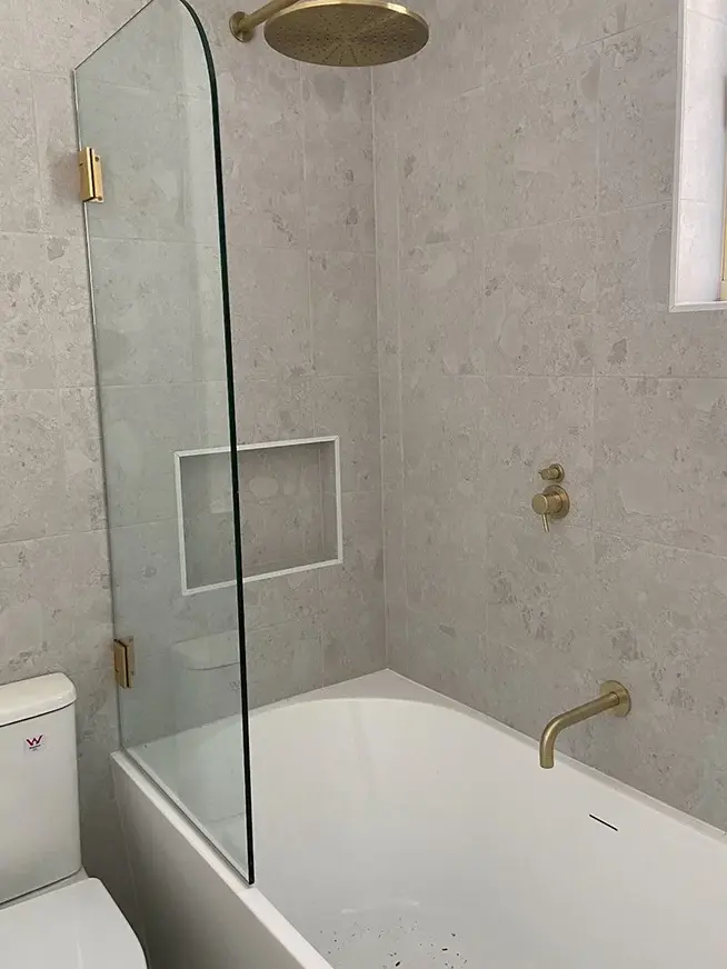 Frameless Bath Panels